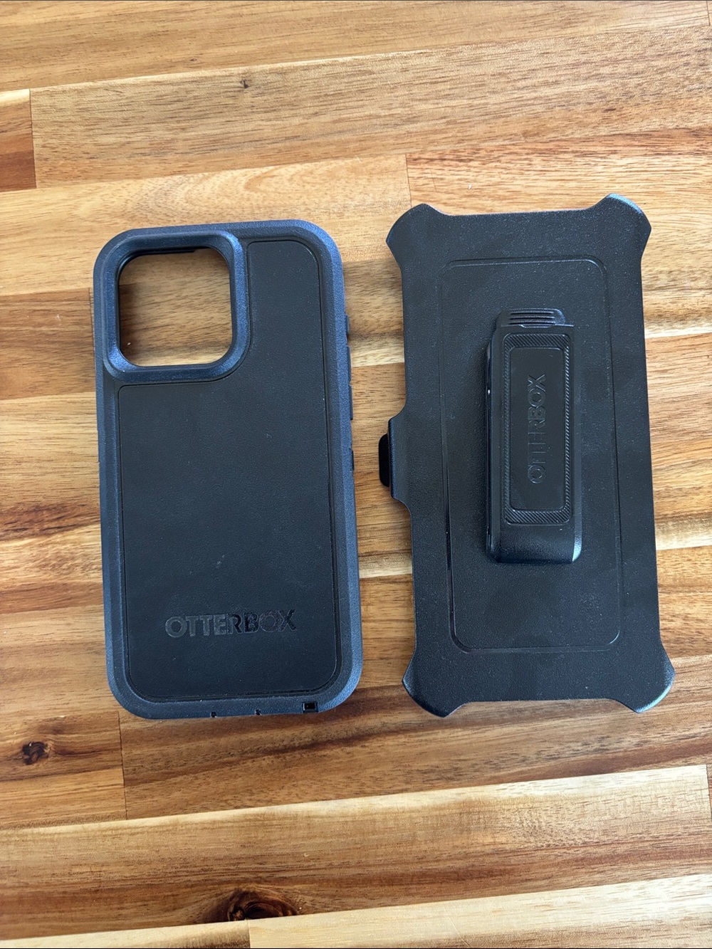 OtterBox iPhone 14 Pro Max Black Case with Belt Clip